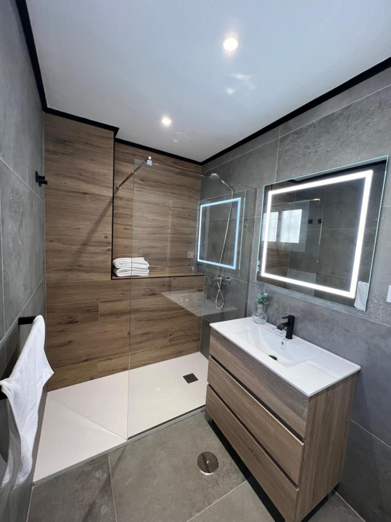 Apartamento Ronda III Фуeнхирола Екстериор снимка