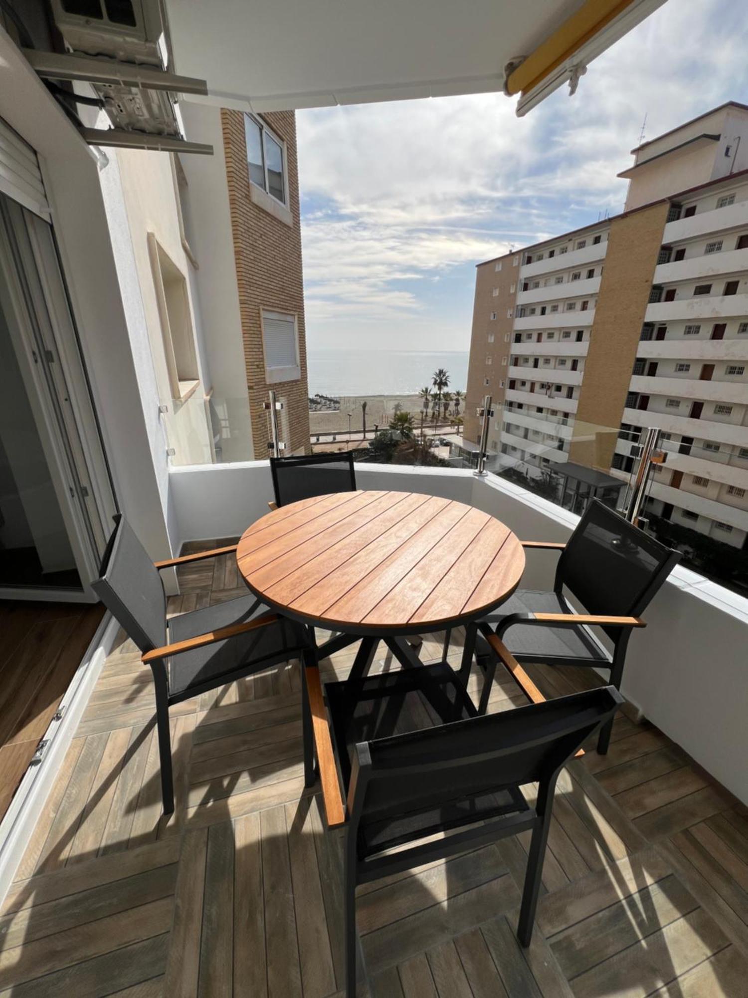 Apartamento Ronda III Фуeнхирола Екстериор снимка