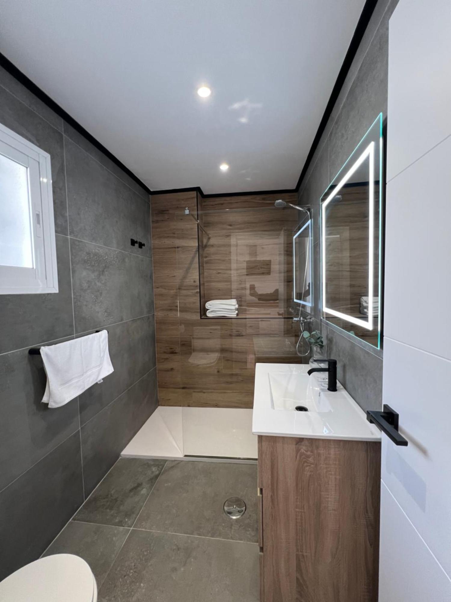 Apartamento Ronda III Фуeнхирола Екстериор снимка
